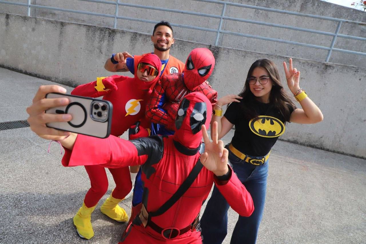 RALLY DE SUPERHÉROES - Foto 3